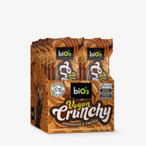 Barra de cereais crocantes biO2 Vegan Crunchy, vegana e sem glúten, sabor cenoura e cacau com cobertura de chocolate meio amargo, caixa com 10 unidades de 28 gramas cada