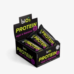 Barra de Proteína biO2 linha Protein & Performance, Vegana e Sem Glúten, sabor Açaí e Banana, caixa com 12 unidades de 45 gramas cada.