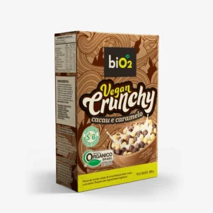 Cereal Matinal biO2, linha Vegan Crunchy, vegano, orgânico e sem glúten, sabor cacau e caramelo, embalagem de 200 gramas.