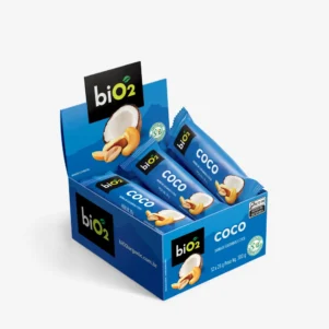 Barra de Castanhas e Frutas biO2 Nuts e Fruits, vegana e sem glúten, sabor coco, caixa com 12 unidades de 25 gramas cada.